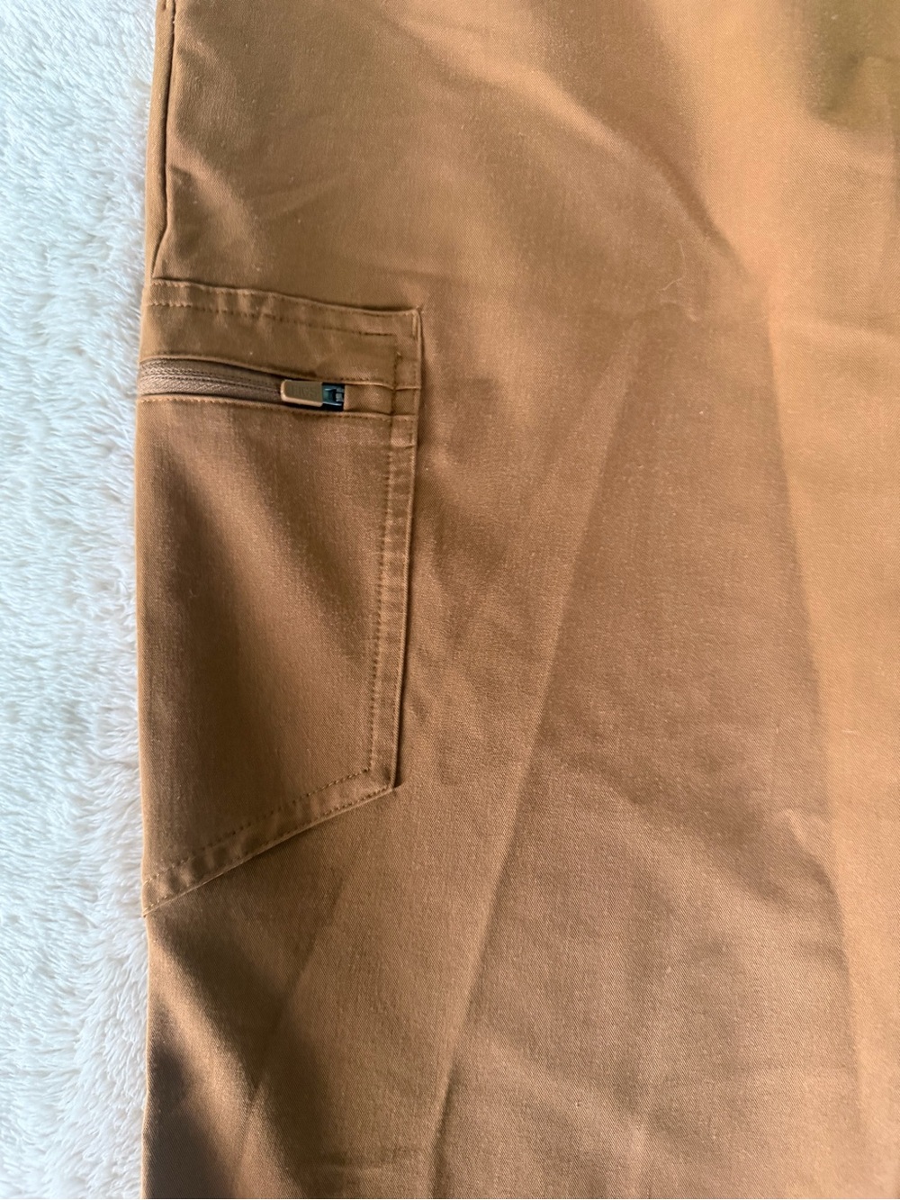 FIGS Zamora Jogger Scrub Pants in Earth sz L Petite - Picture 5 of 10